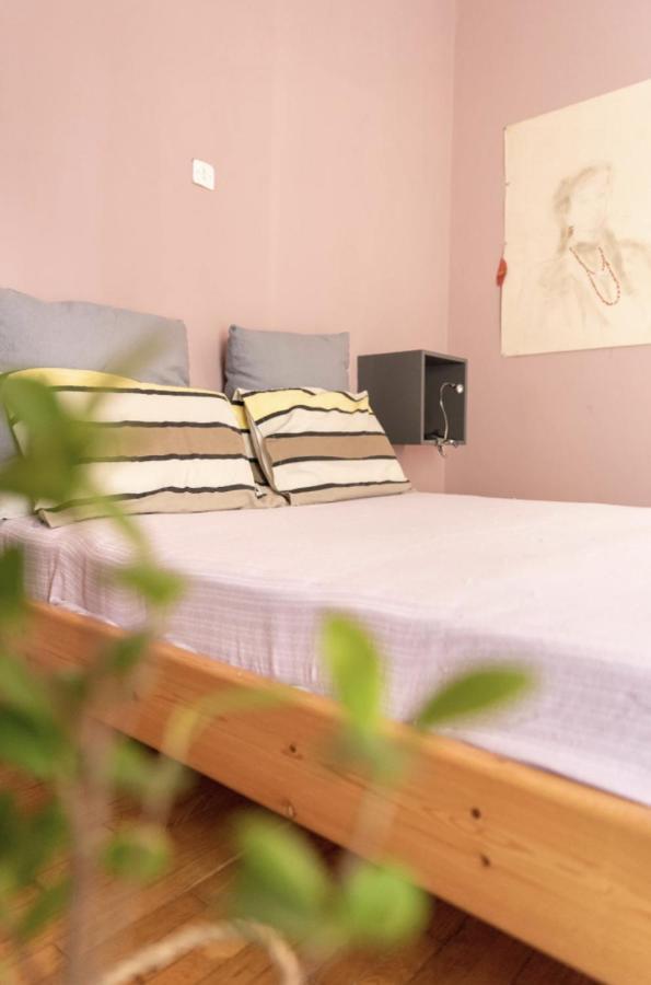 Nice Apartment Near City Center Atenas Exterior foto