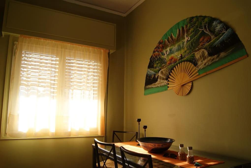 Nice Apartment Near City Center Atenas Exterior foto